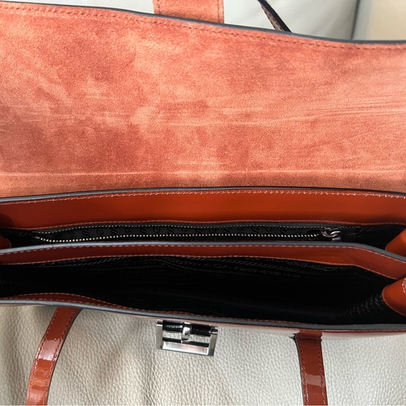 VINTAGE Prada Patent Leather Purse with original tags. Never worn - Picture 10 of 11